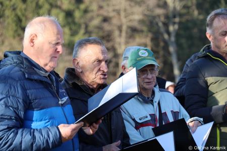 Spominska slovesnost na Prevojah v Zgornjem Tuhinju   (27)